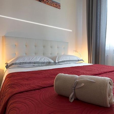 Triumvirato Rooms Болоня Екстериор снимка