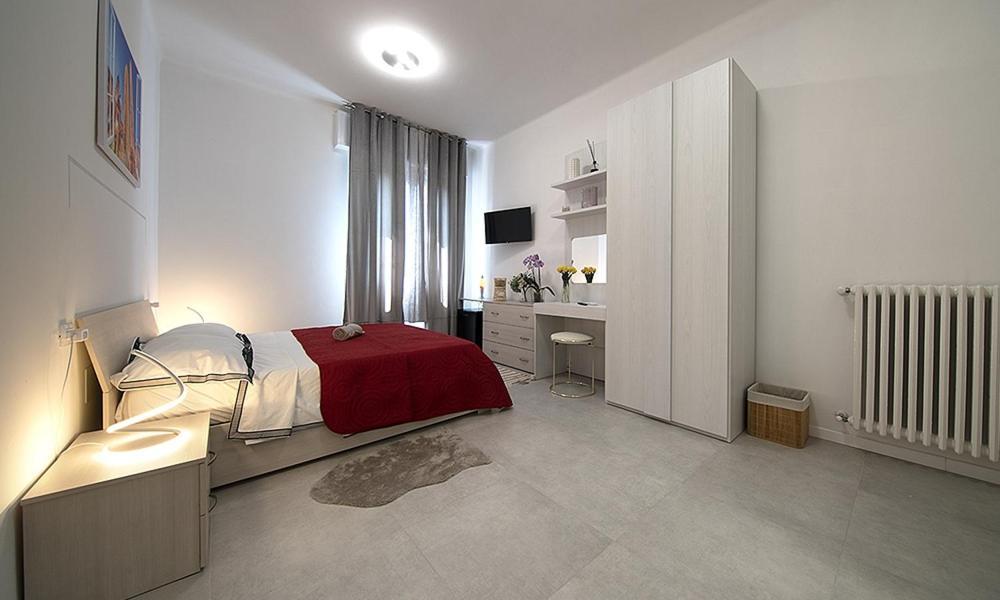 Triumvirato Rooms Болоня Екстериор снимка